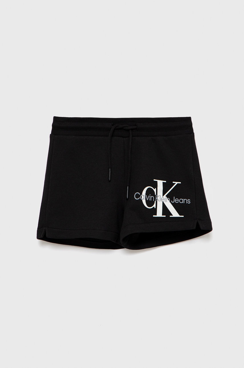 

Детски къси панталони Calvin Klein Jeans в черно с принт, Черен