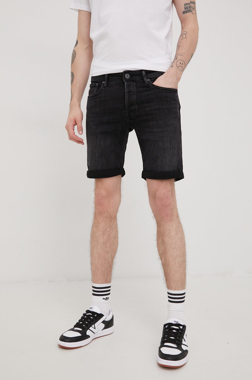 

Дънкови къси панталони Jack & Jones в сиво, Сив