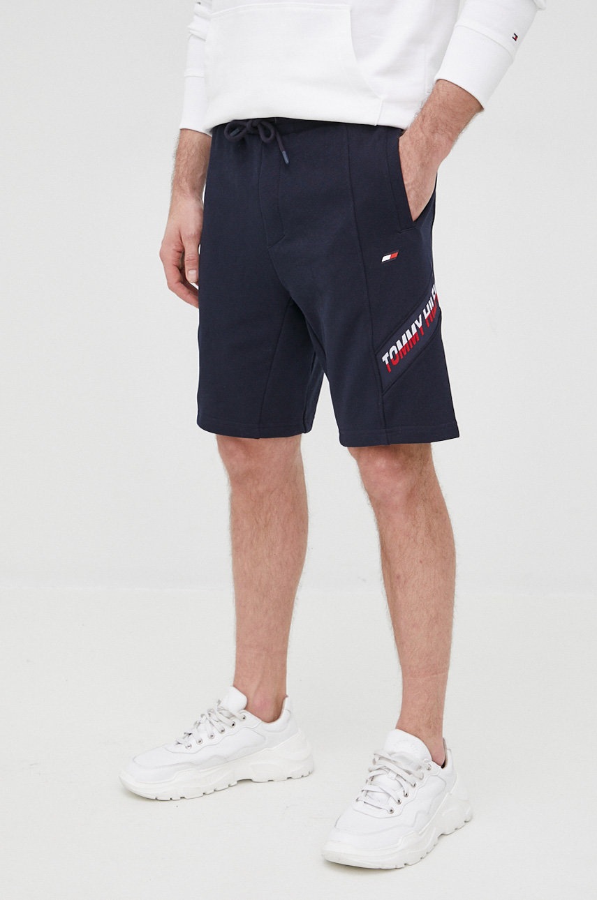 

Памучен къс панталон Tommy Hilfiger мъжко в тъмносиньо, Тъмносин