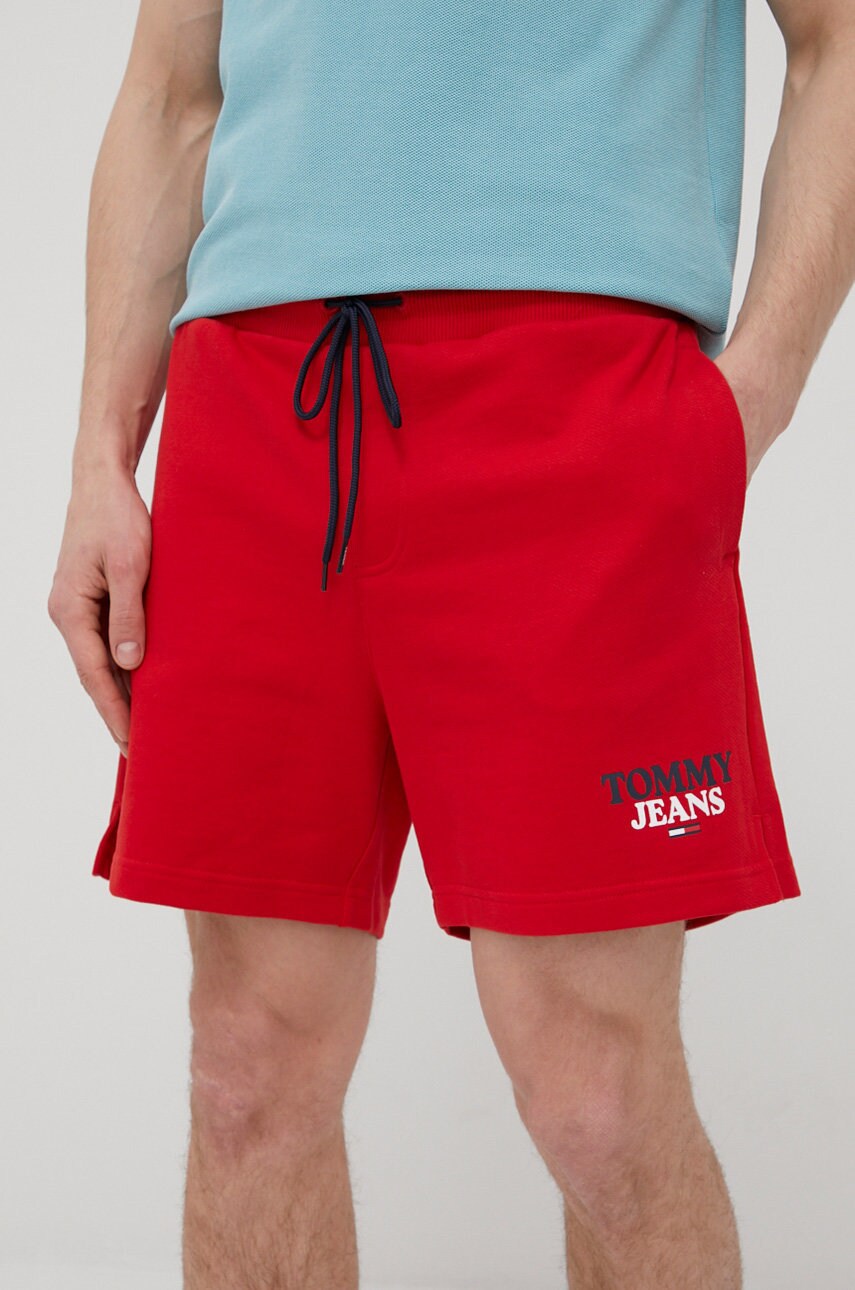 Tommy jeans pantaloni scurti din bumbac barbati, culoarea rosu
