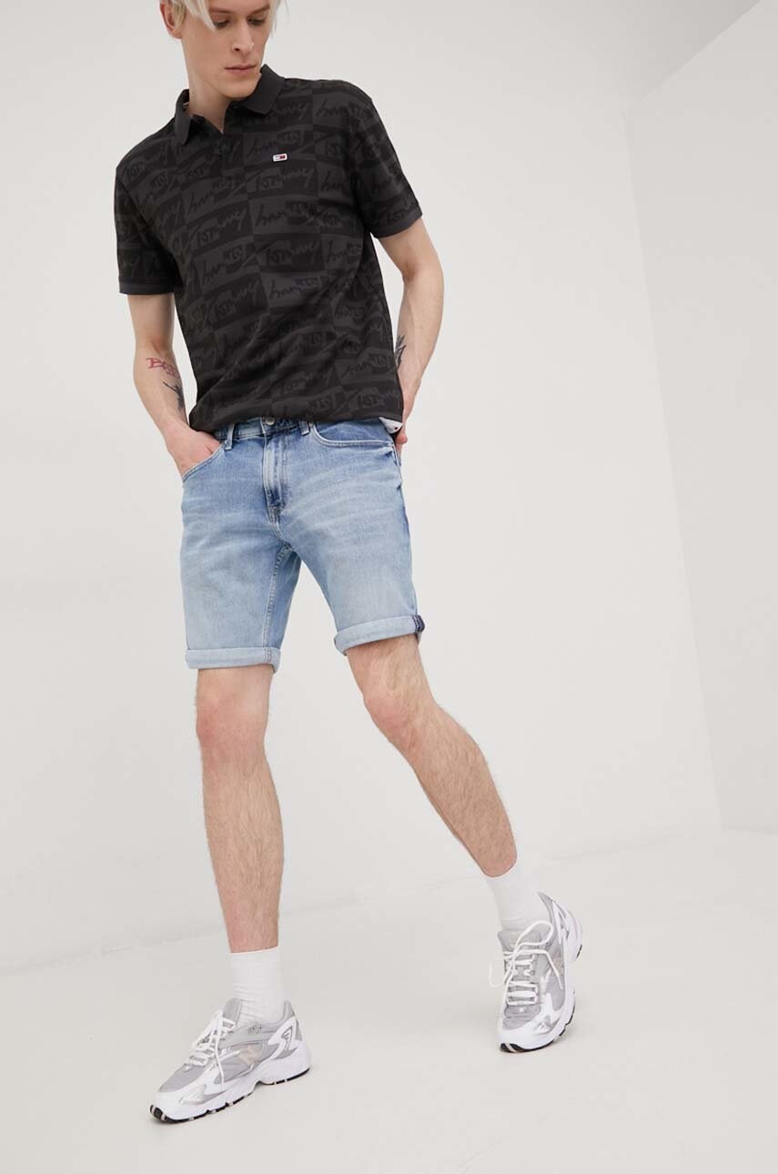 Tommy jeans pantaloni scurti jeans scanton bf0111 barbati,