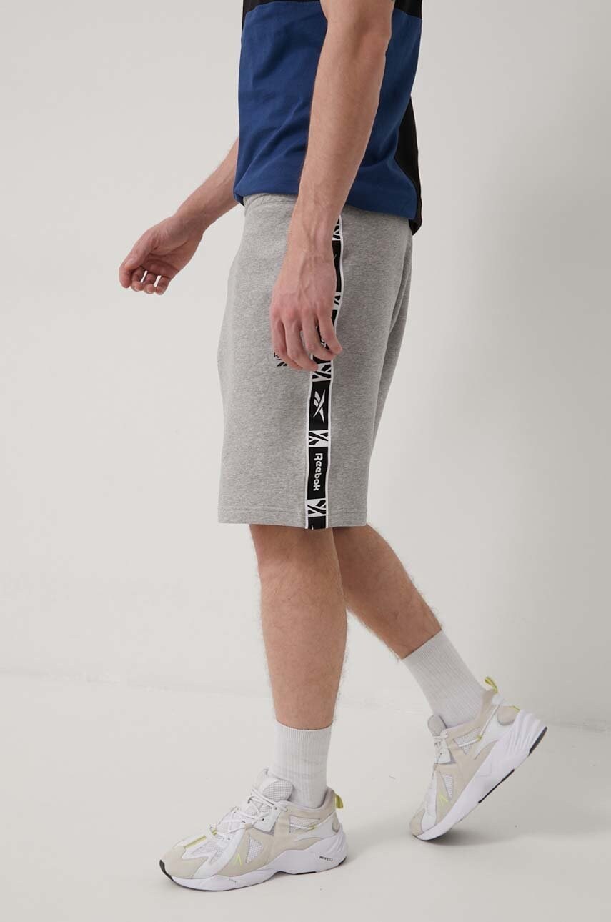 Reebok pantaloni scurti hb2161 barbati, culoarea gri