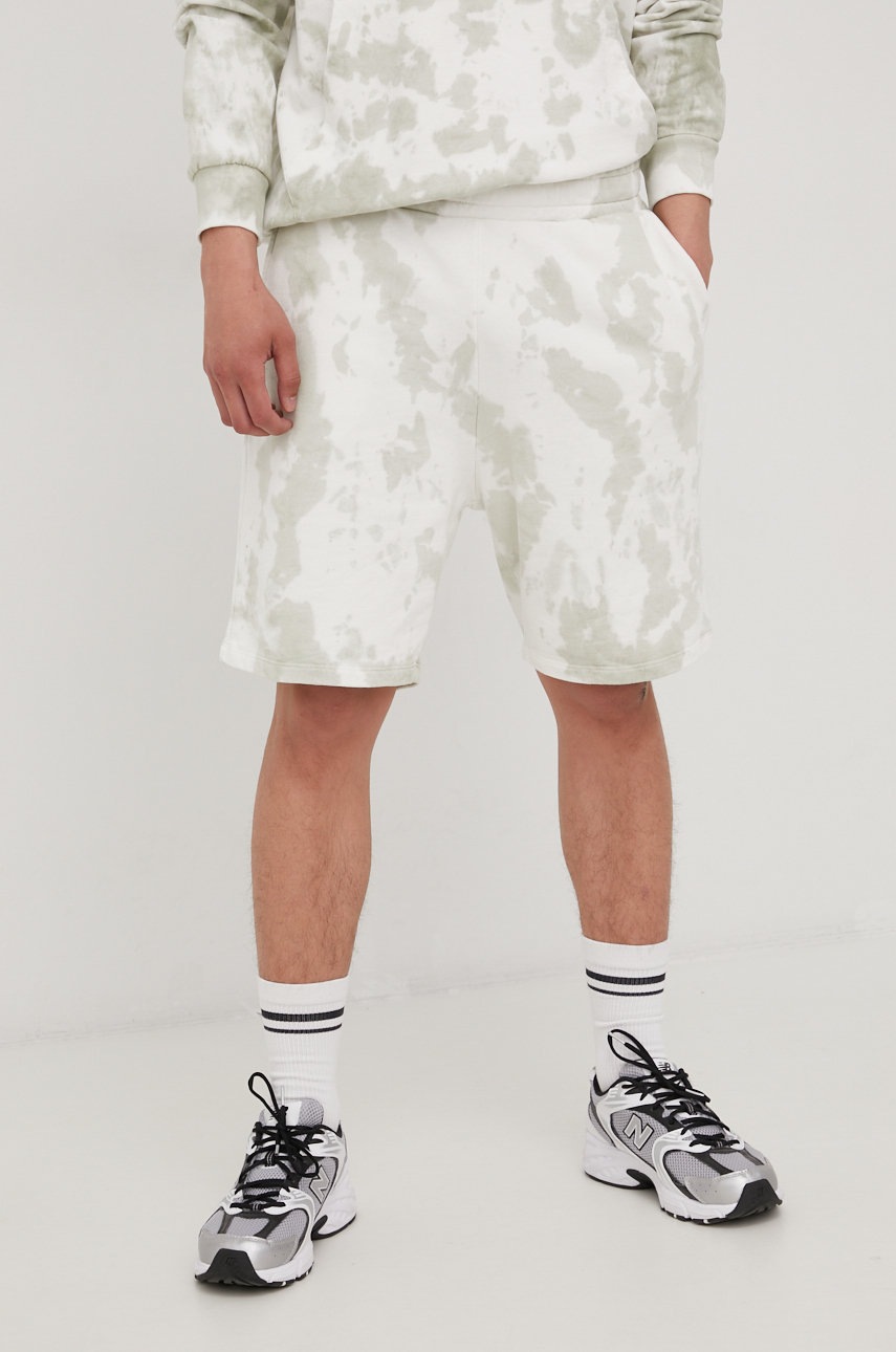 

Хлопковые шорты Jack & Jones мужские цвет зелёный