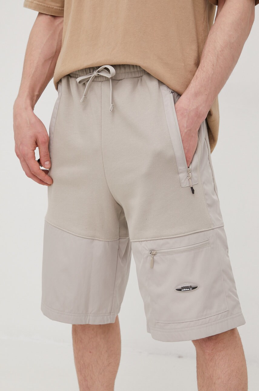 Adidas originals pantaloni scurti hc9486 barbati, culoarea bej