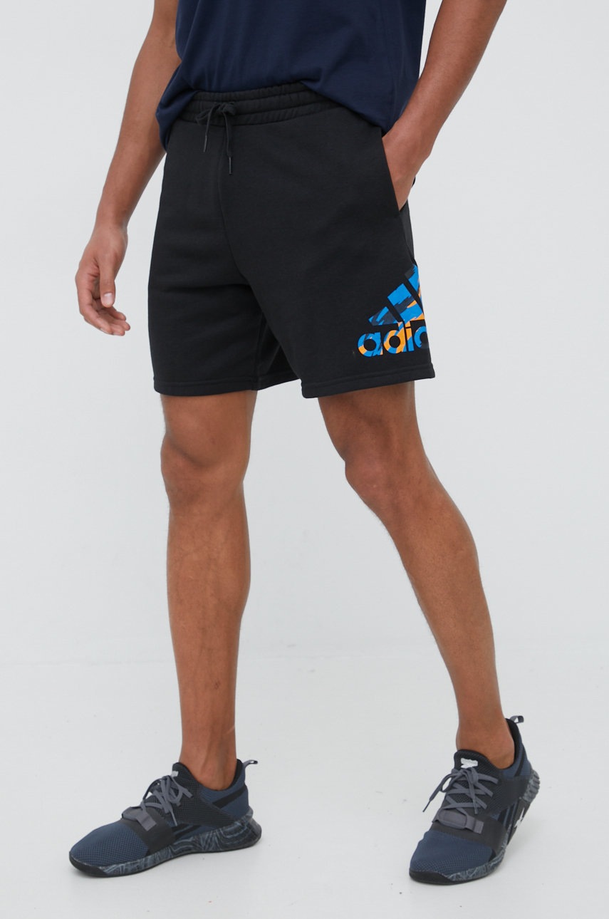 

Къси панталони adidas HE4378 в черно, Черен