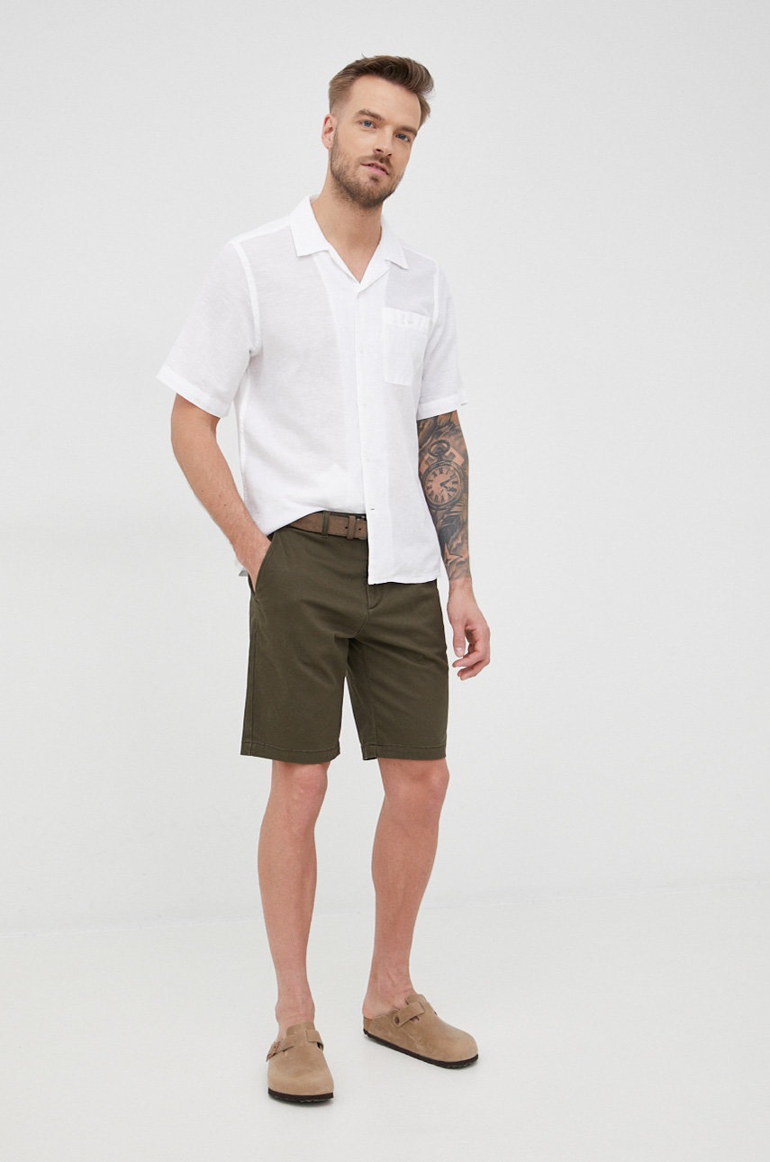 

Шорты Lyle & Scott мужские цвет зелёный