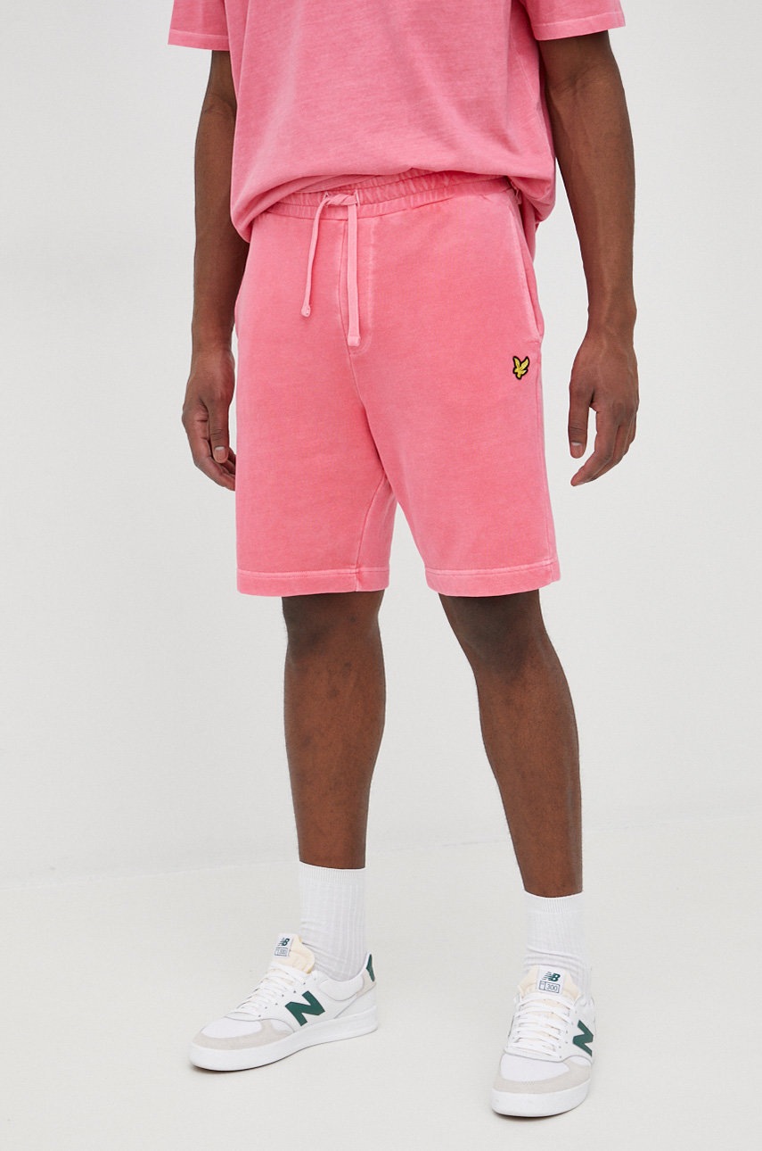 

Къси панталони Lyle & Scott мъжко в розово, Розов