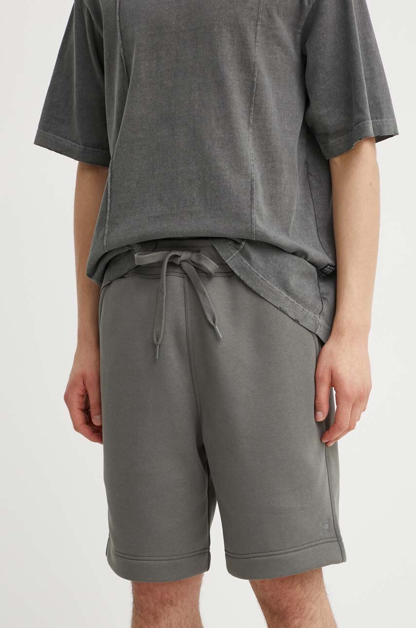 

Къс панталон G-Star Raw в зелено, Сив