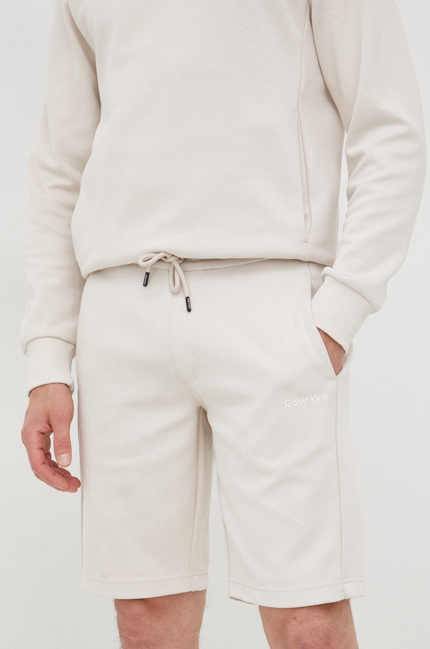 

Къси панталони Calvin Klein мъжки в бежово, Бежов