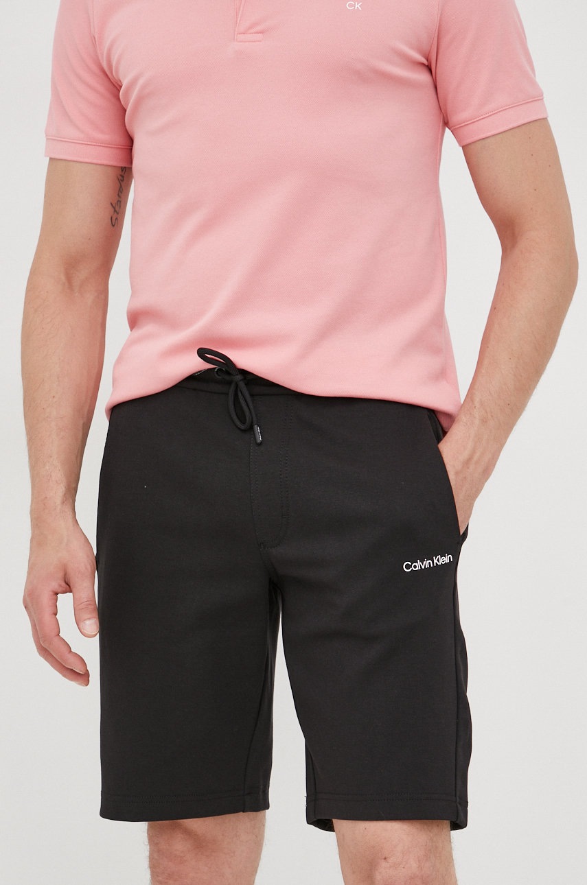 

Къси панталони Calvin Klein мъжки в черно, Черен