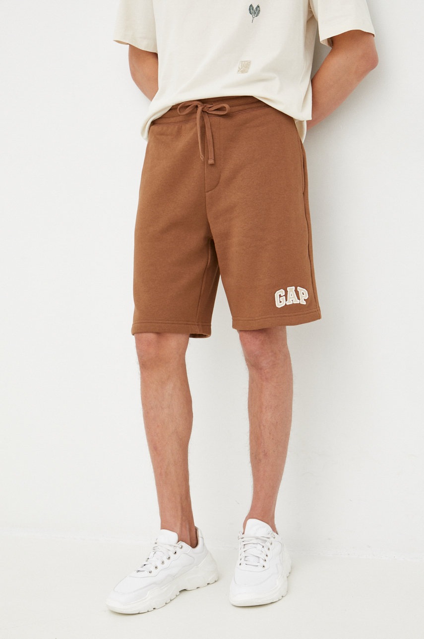 

Къси панталони GAP в кафяво, Кафяв