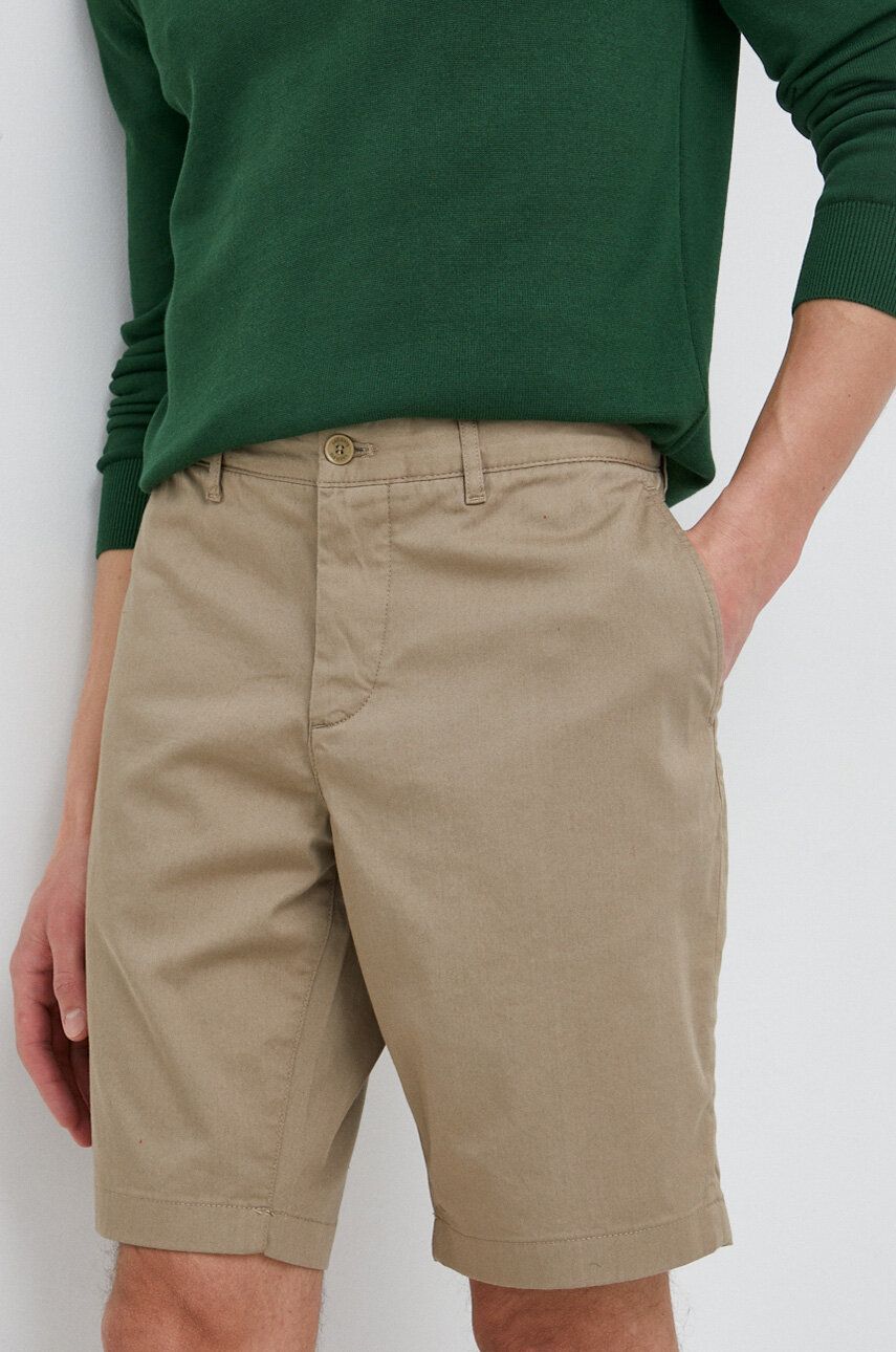 Lacoste pantaloni scurți barbati, culoarea maro FH2647-02S
