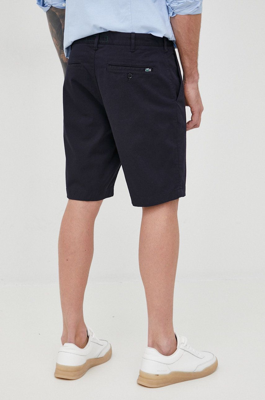 Lacoste pantaloni scurti barbati, culoarea albastru marin 2022 ❤️ Pret Super answear imagine noua 2022