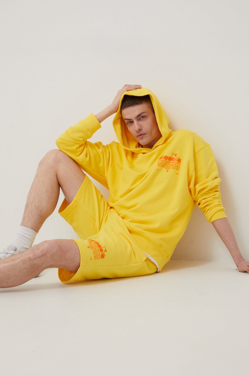 

Бавовняні шорти Diadora чоловічі колір жовтий