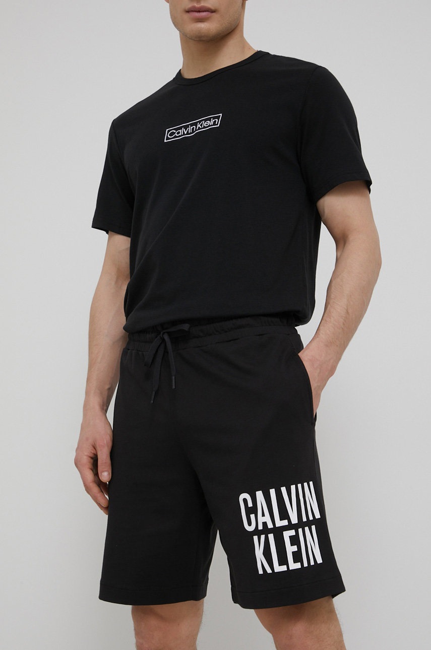 

Къси панталони Calvin Klein мъжко в черно, Черен