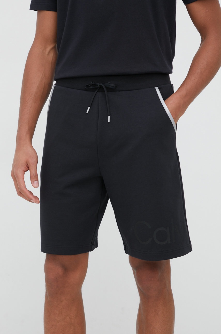 

Къс панталон за трениране Calvin Klein Performance Modern Sweat в черно, Черен