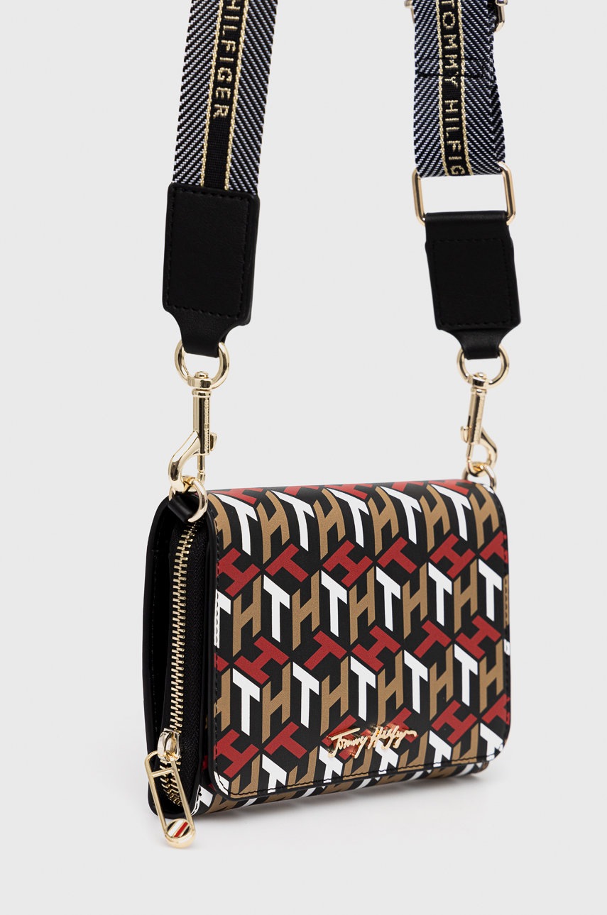 

Сумочка Tommy Hilfiger