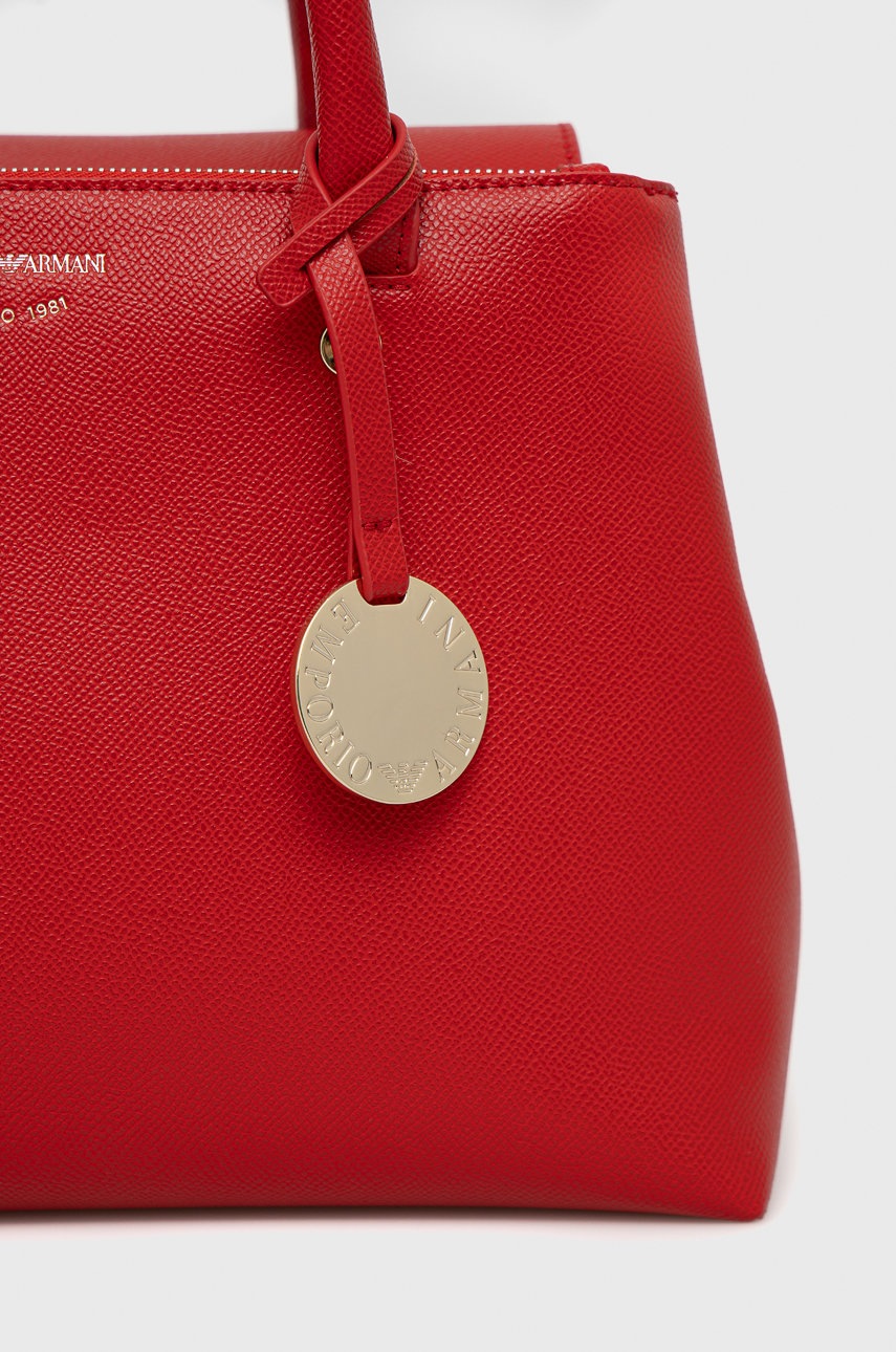 

Сумочка Emporio Armani цвет красный