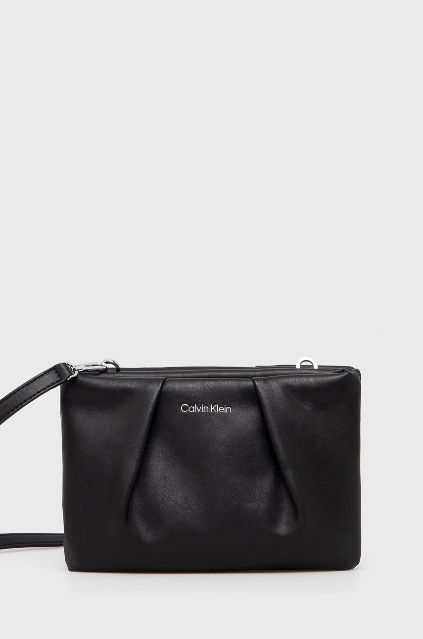 

Чанта Calvin Klein в черно, Черен