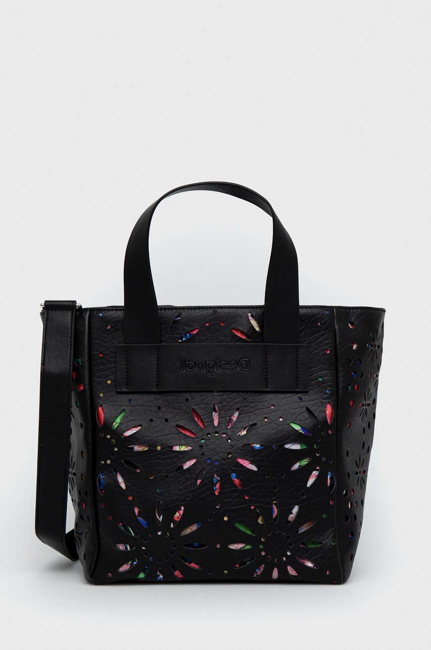 

Чанта Desigual в черно, Черен
