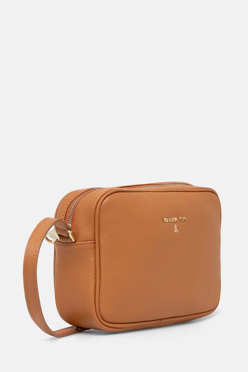 Кожаная сумочка Patrizia Pepe цвет коричневый CB8985 L001 Кожаная сумочка Patrizia Pepe цвет коричневый CB8985 L001