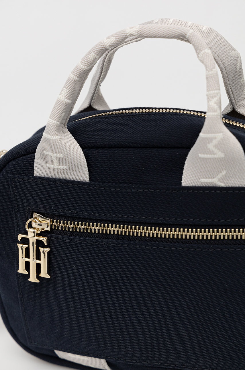 

Сумочка Tommy Hilfiger цвет синий