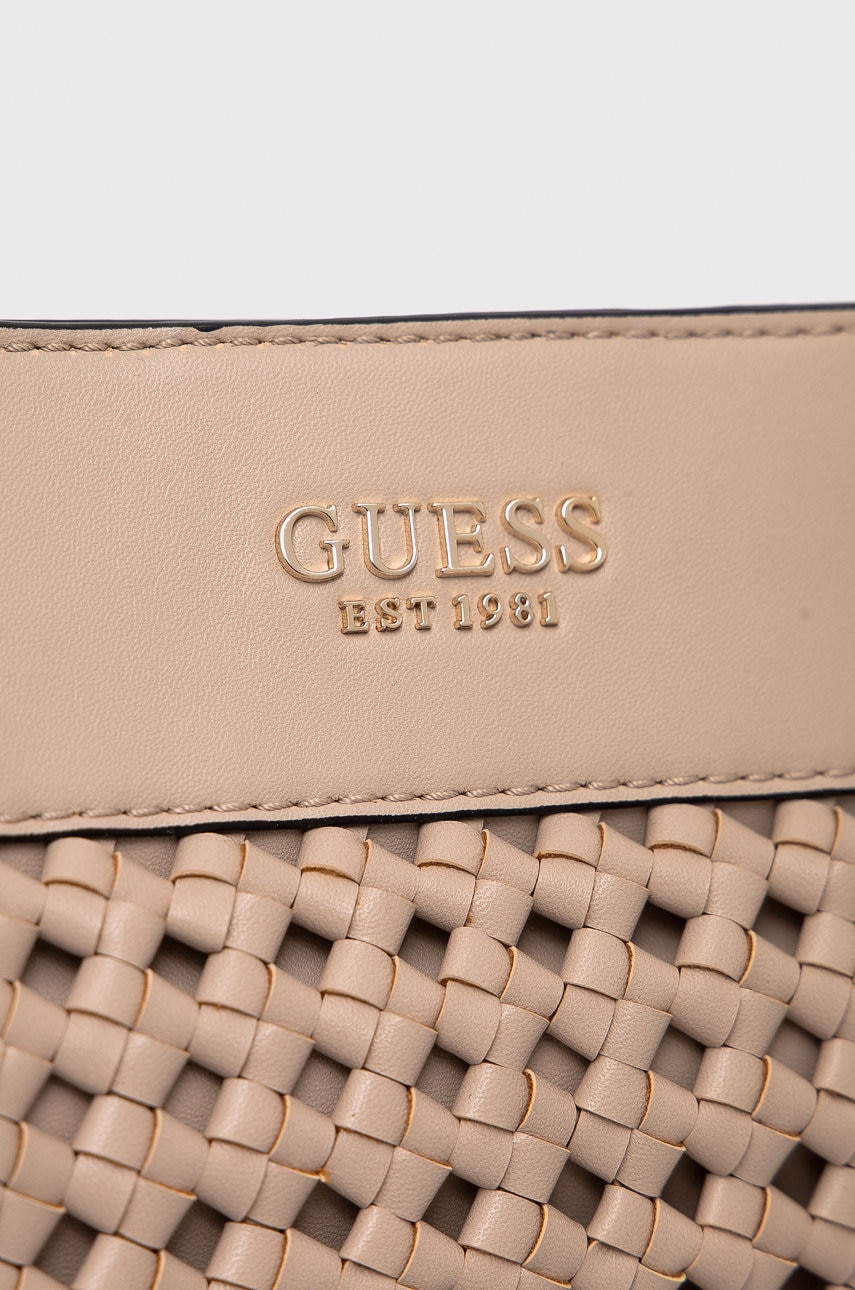 

Сумочка Guess колір бежевий