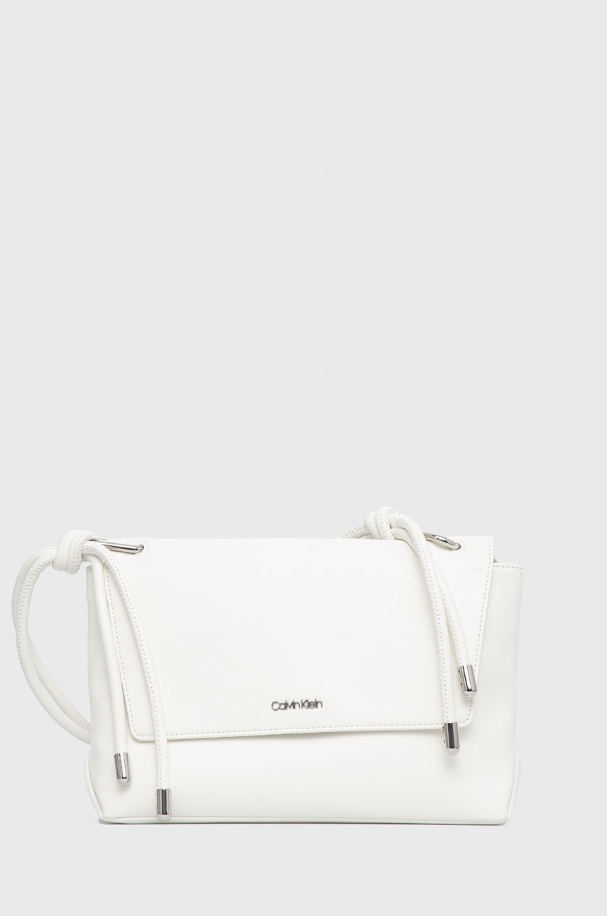 

Чанта Calvin Klein в бяло, Бял