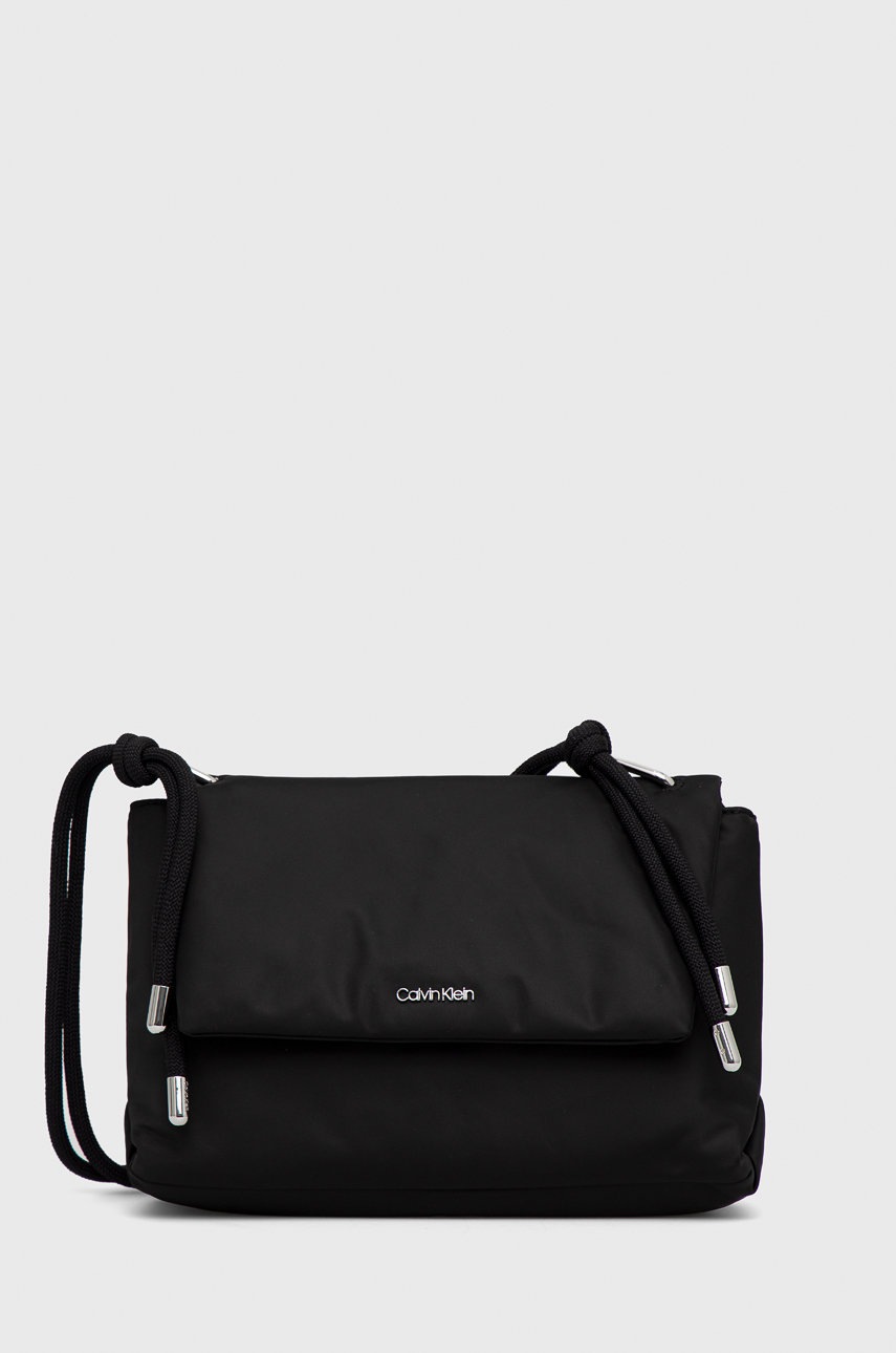 

Чанта Calvin Klein в черно, Черен