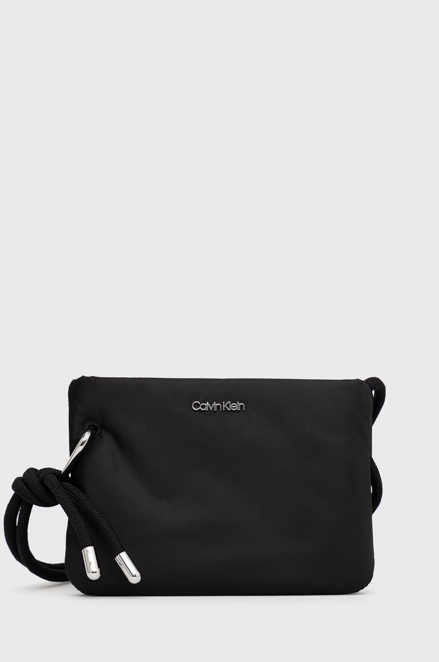 

Чанта Calvin Klein в черно, Черен