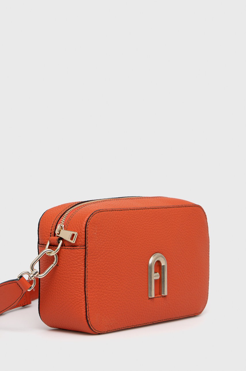 

Кожаная сумочка Furla цвет оранжевый