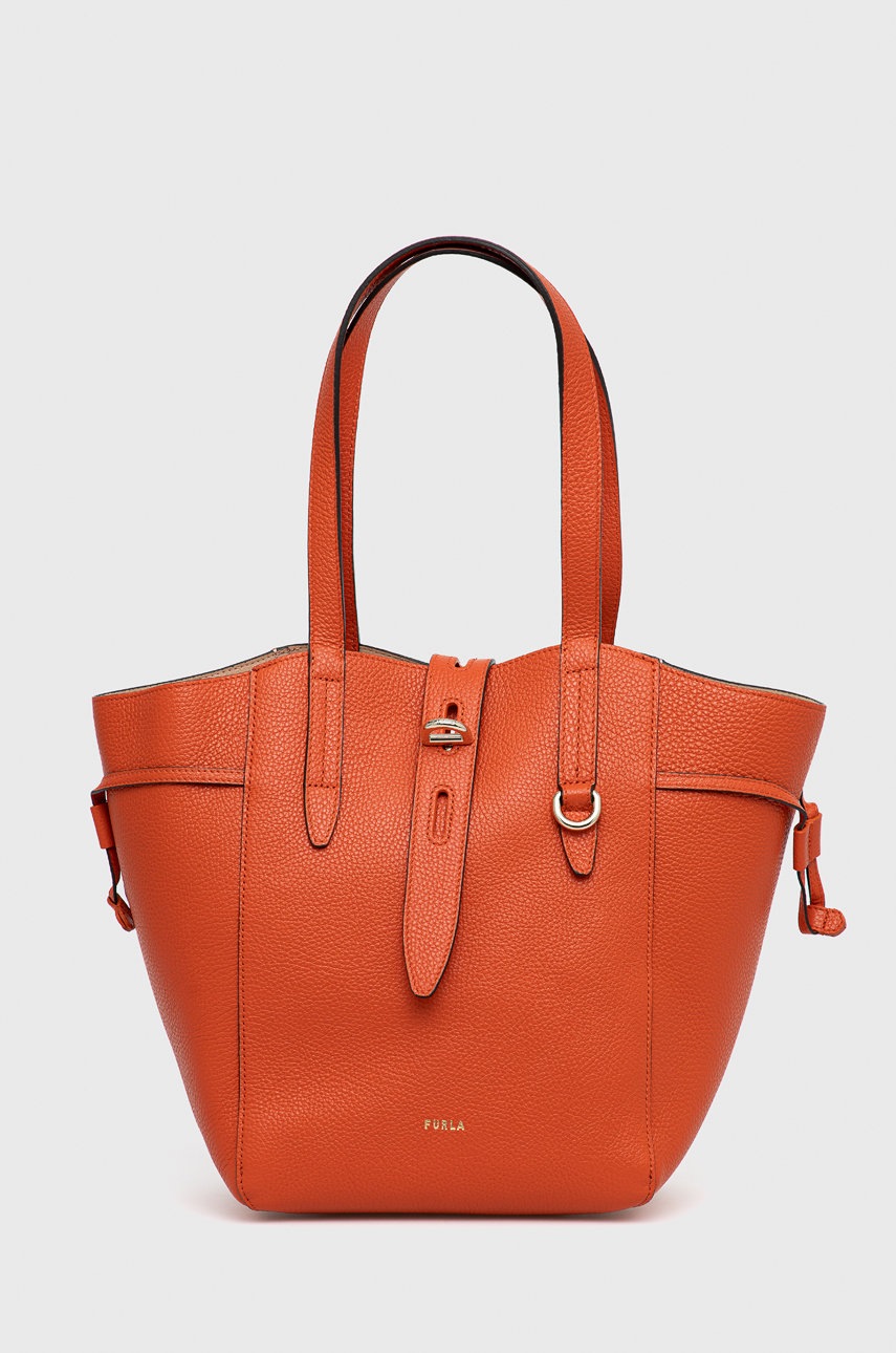 

Кожена чанта Furla в червено, Червен