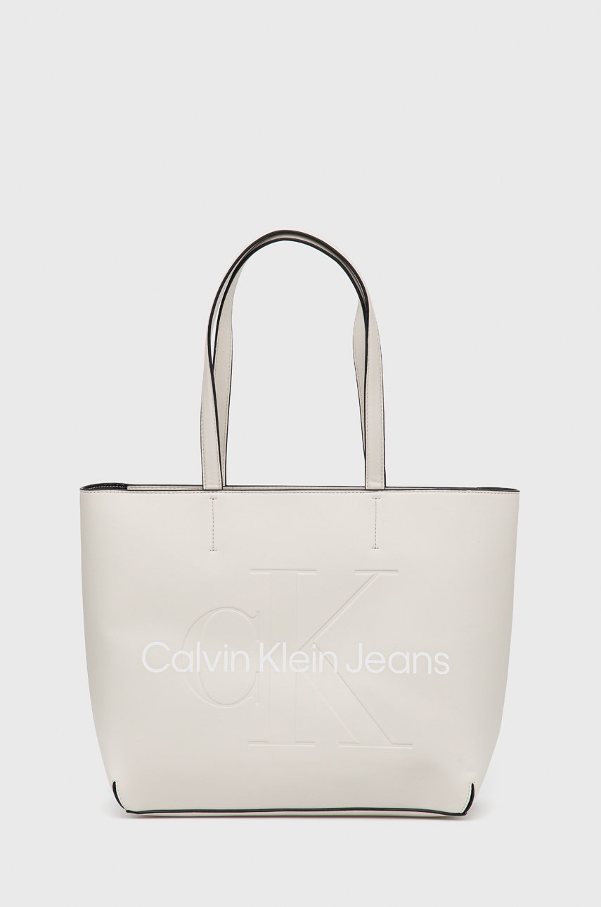 

Чанта Calvin Klein Jeans в бежово, Бежов