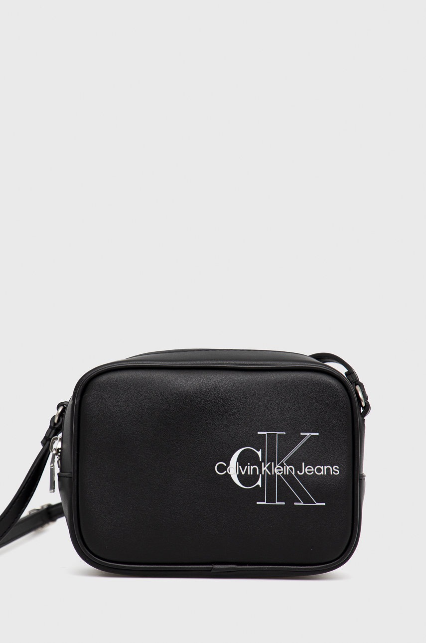 

Чанта Calvin Klein Jeans в черно, Черен