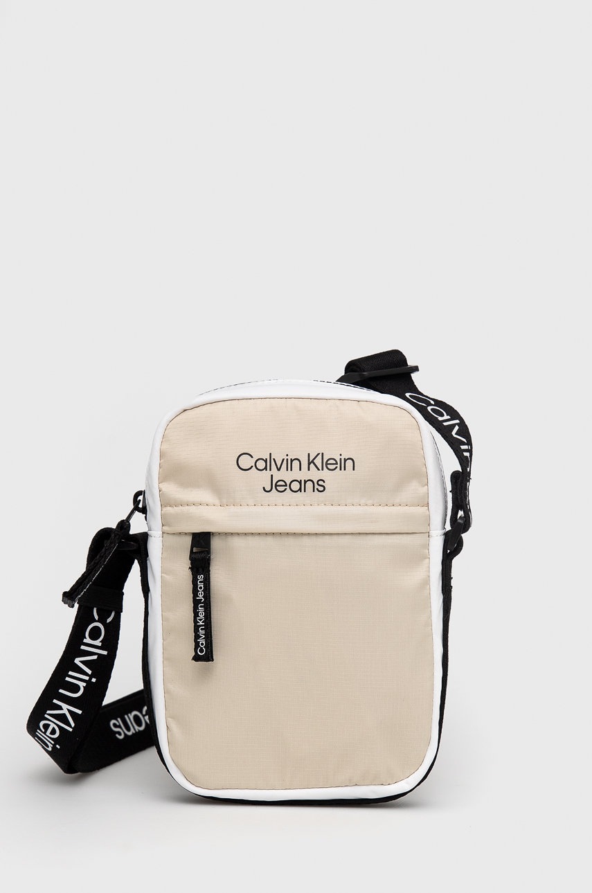 

Детска чанта през рамо Calvin Klein Jeans в бежово, Бежов