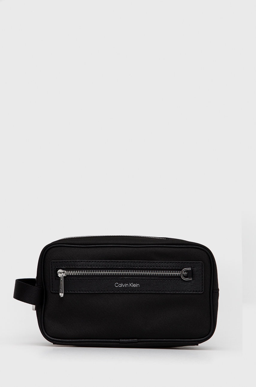 

Козметична чанта Calvin Klein в черно, Черен
