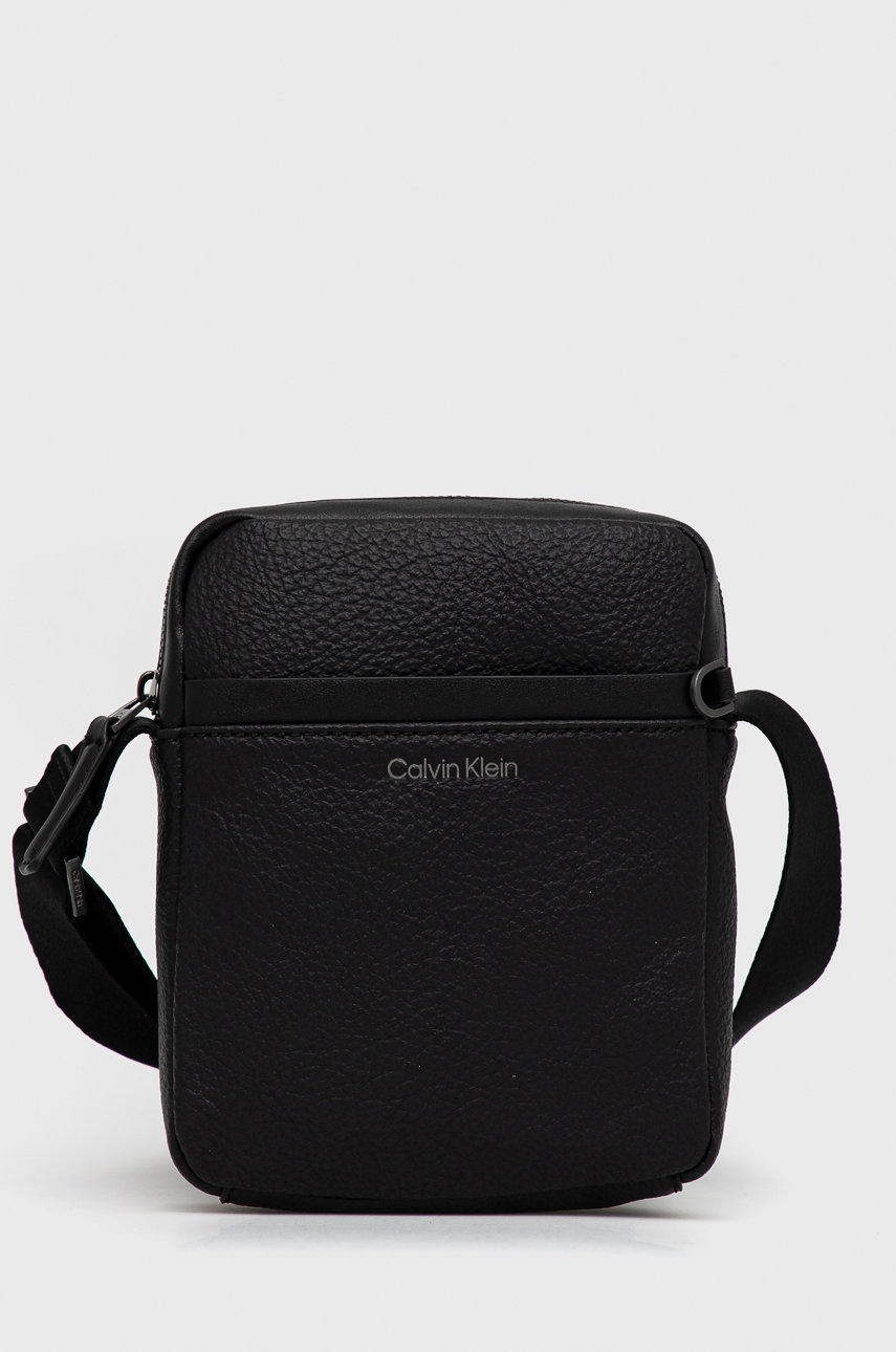 

Чанта през рамо Calvin Klein в черно, Черен