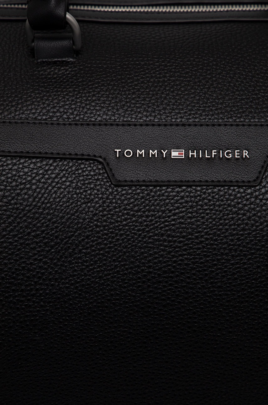 

Сумка Tommy Hilfiger цвет чёрный