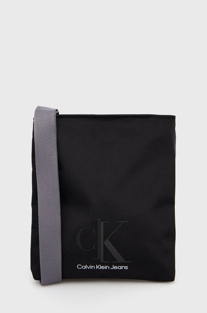 

Calvin Klein Jeans - Чанта през рамо, Черен