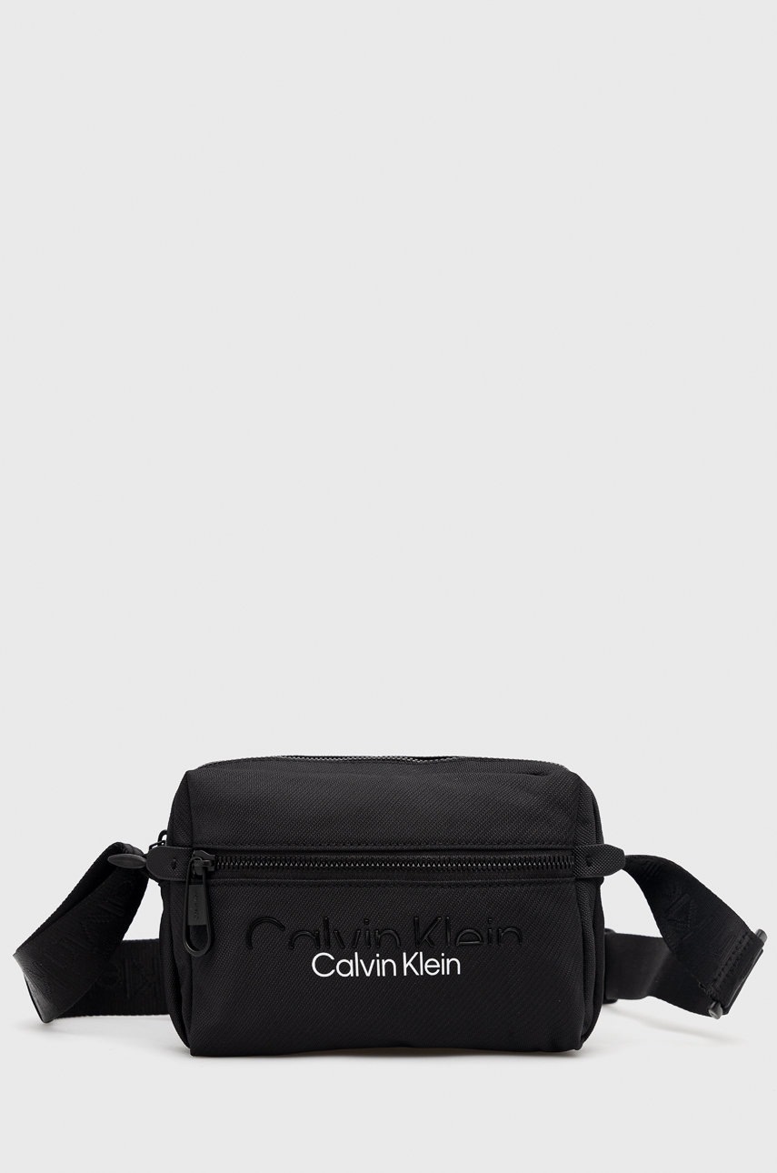 

Чанта през рамо Calvin Klein в черно, Черен