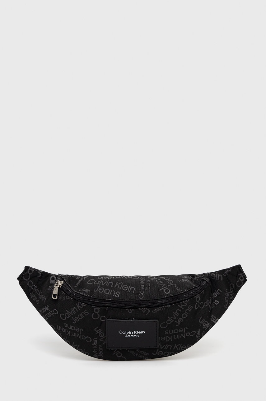 

Чанта за кръст Calvin Klein Jeans в черно, Черен