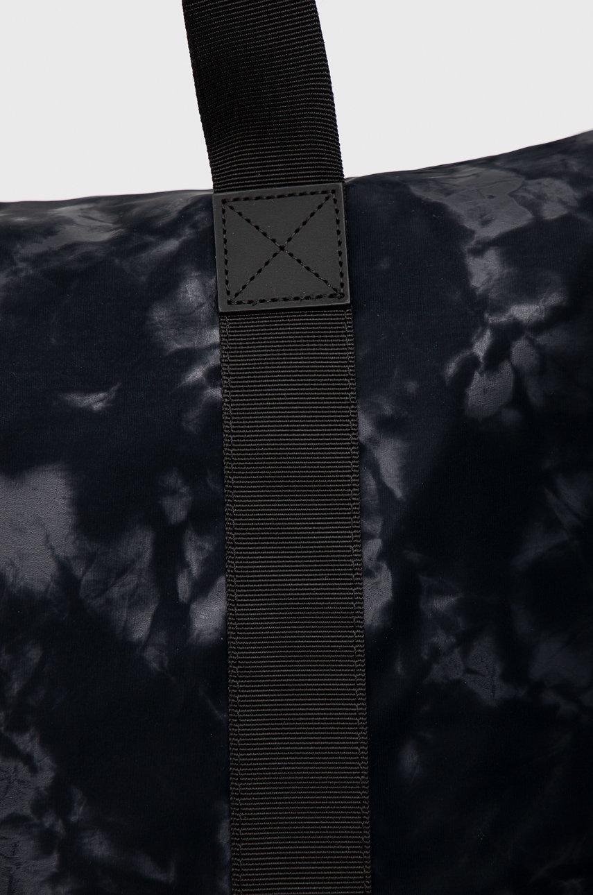 

Сумка Rains 13890 Tote Bag цвет синий