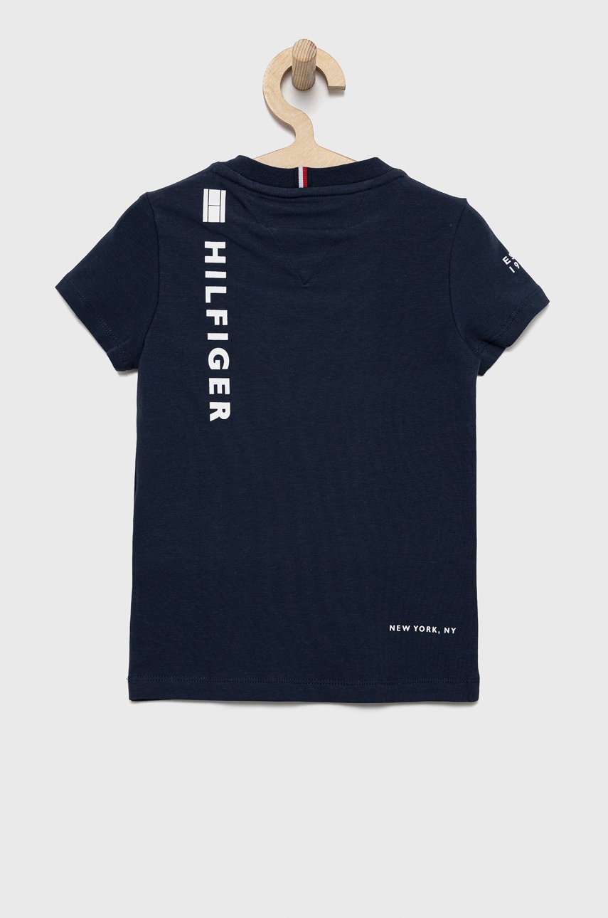 

Детская футболка Tommy Hilfiger цвет синий с принтом
