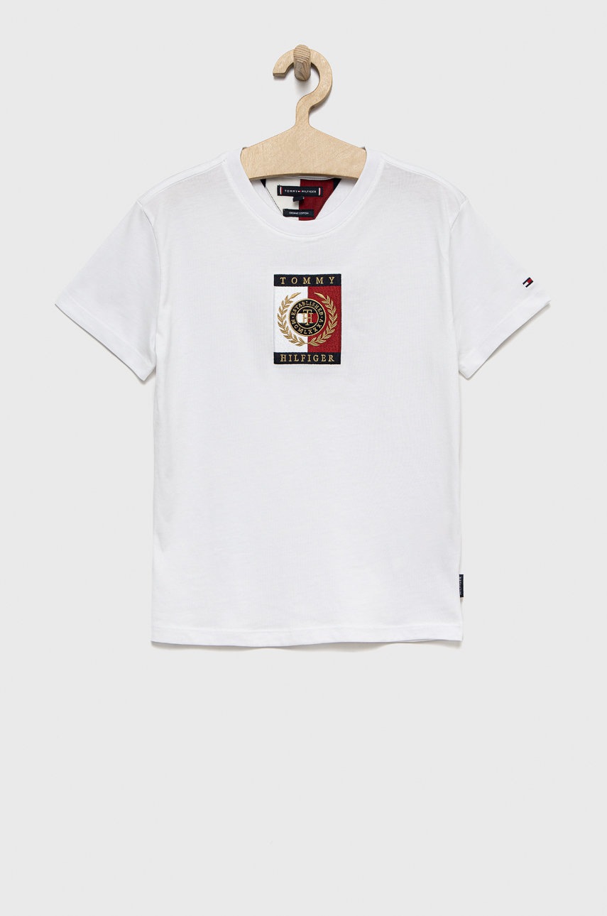 

Детска памучна тениска Tommy Hilfiger в бяло с апликация, Бял