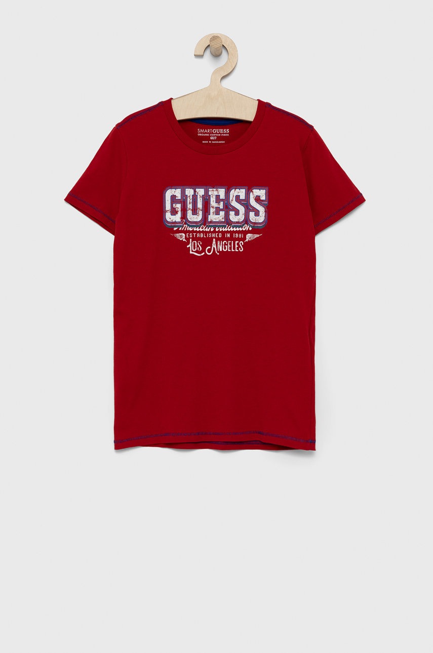 

Детска памучна тениска Guess в червено с принт, Червен