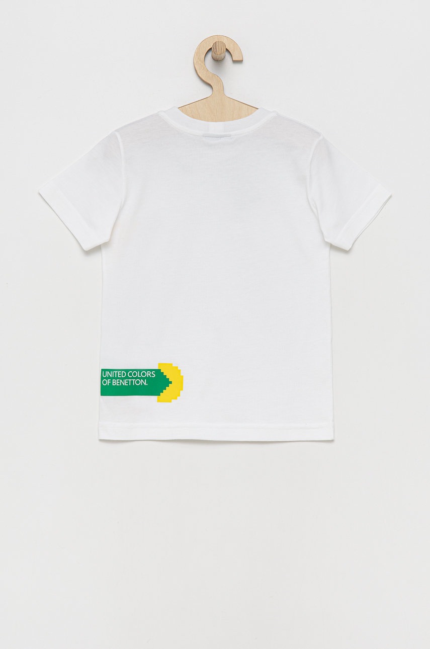 

Дитяча бавовняна футболка United Colors of Benetton колір білий з аплікацією