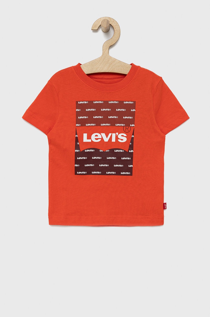 

Детска памучна тениска Levi's в червено с принт, Червен