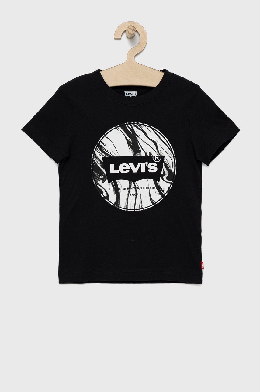 

Детска памучна тениска Levi's в черно с принт, Черен