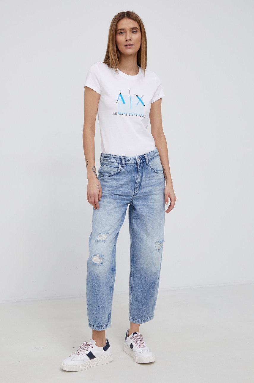 

Футболка Armani Exchange жіноча колір білий