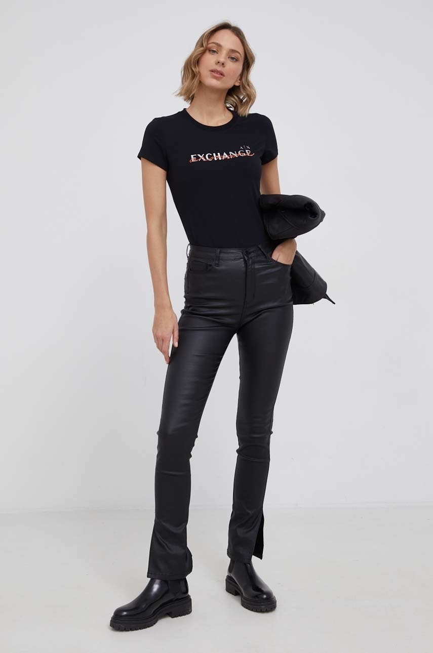 

Футболка Armani Exchange женская цвет чёрный